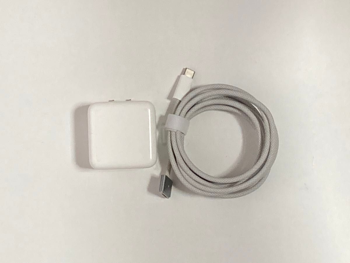 美品 MacBook Air 2022 M2 A2681 MLXX3J/A CTO 16GB/512GB 美品 MacBook Air 2022 M2 A2681 MLXX3J/A CTO 16GB/512GB