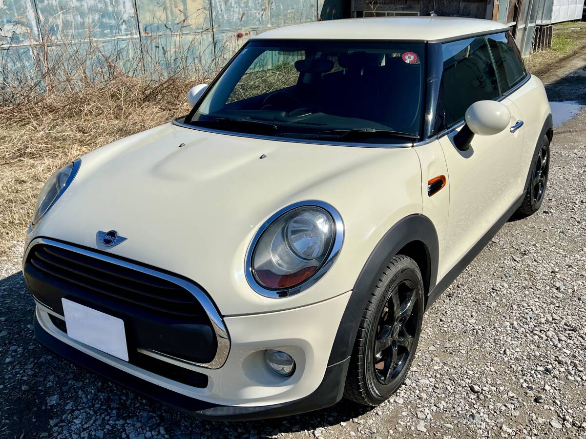 【売切】BMW MINI ONE F56 ミニ ワン 車検残1年半の画像1