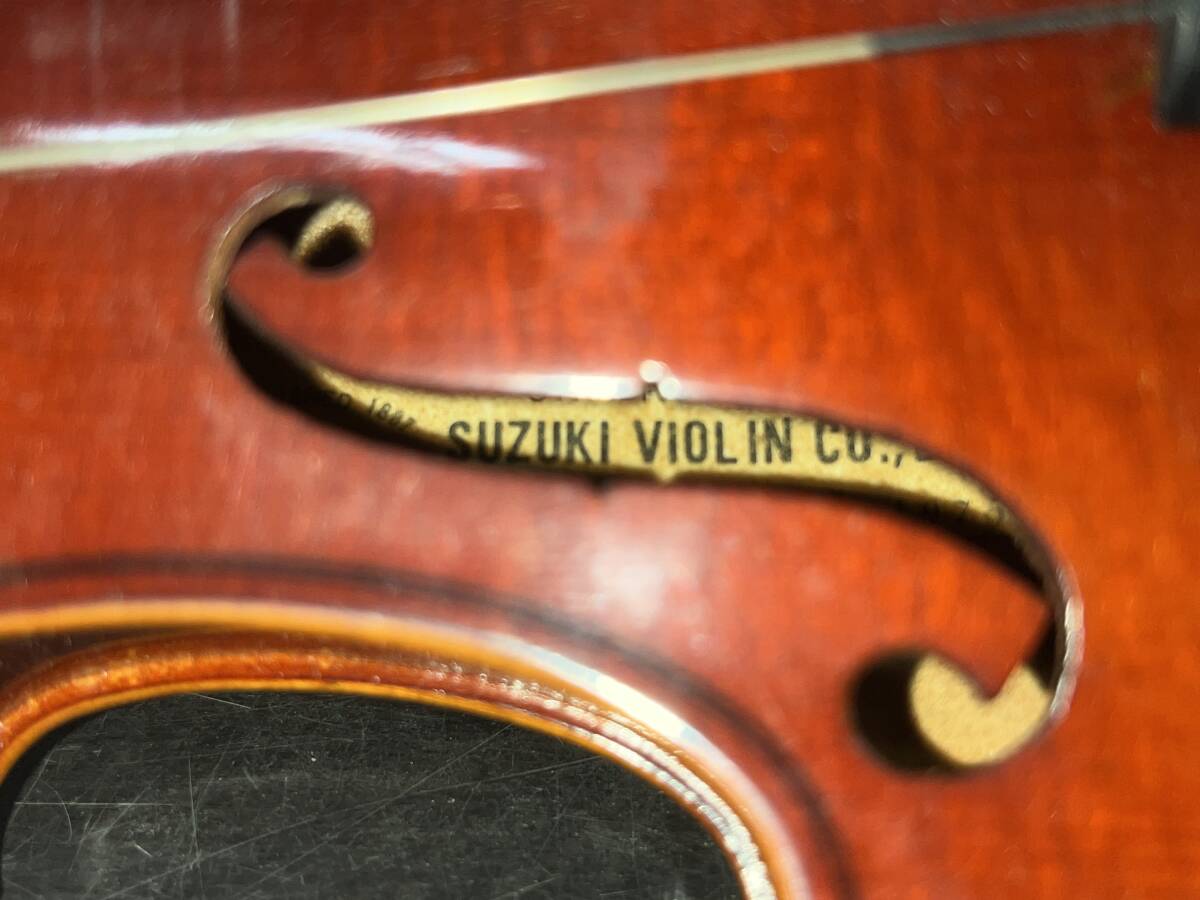 バイオリン SUZUKI VIOLIN / 鈴木バイオリン ●1813Y● 音楽 器材 弦楽器 現状品 趣味 長期保管品 ハードケース付きの画像3