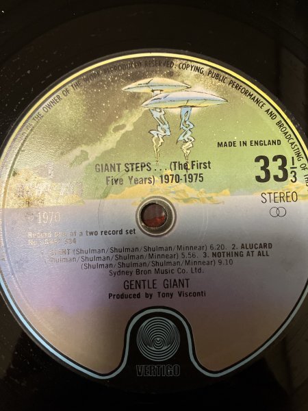 【アナログ】GENTLE GIANT / GIANT STEPS..THE FIRST FIVE YEARS（輸入盤2枚組LP）_画像3
