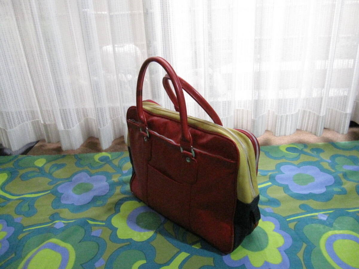  com te ценный Garcon COMME des GARCONS Aoyama сумка ручная сумочка красный × горчица × темно-синий кожзаменитель использование маленький чистый 38cm×28.5cm