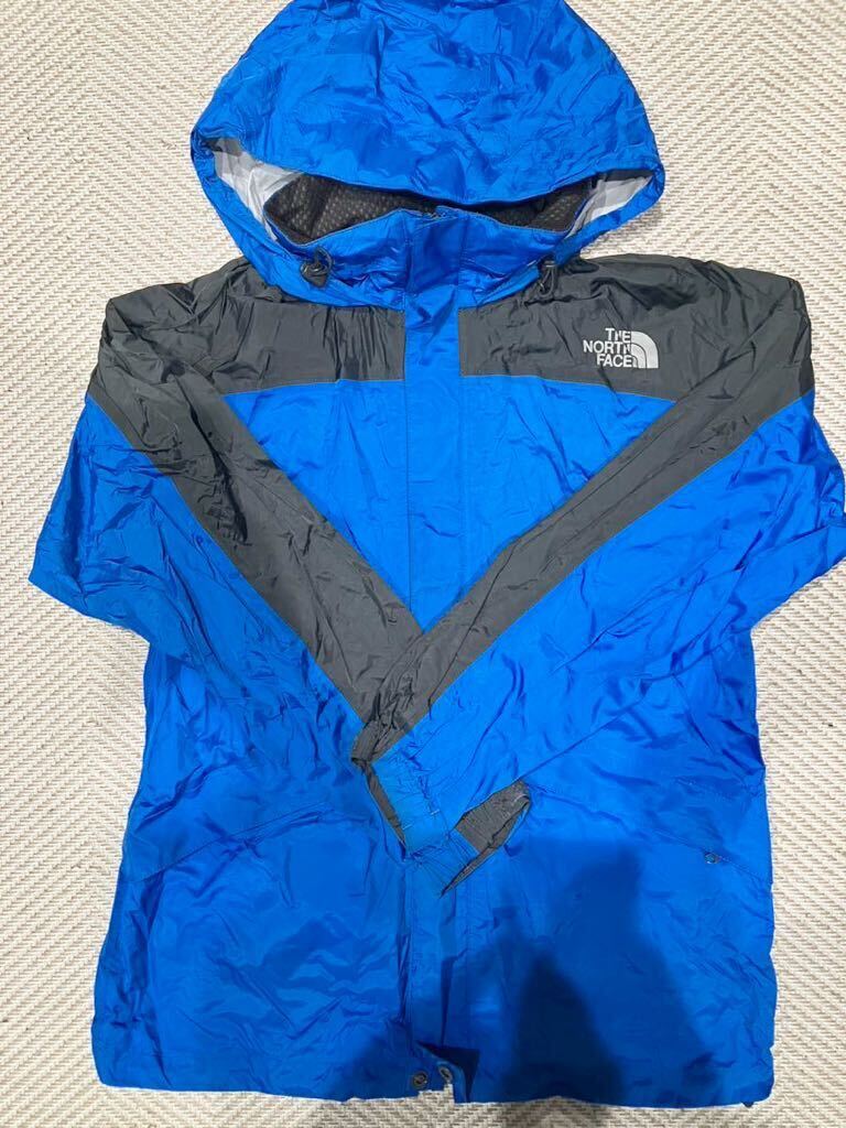 ★THE NORTH FACE ノースフェイス レインコート上下 140 収納袋付き の画像1