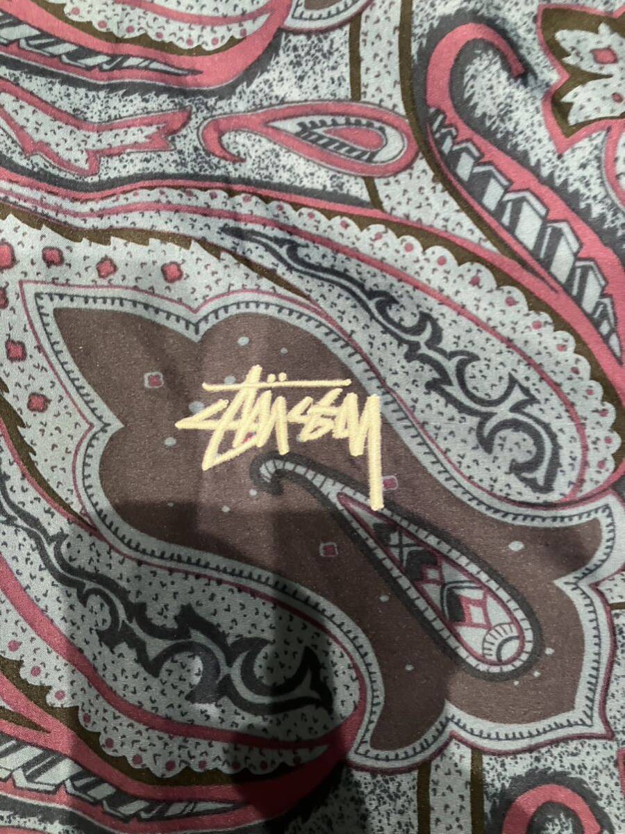 ★STUSSY ステューシーナイロンジャケット　メンズS 正規品　総柄 _画像3