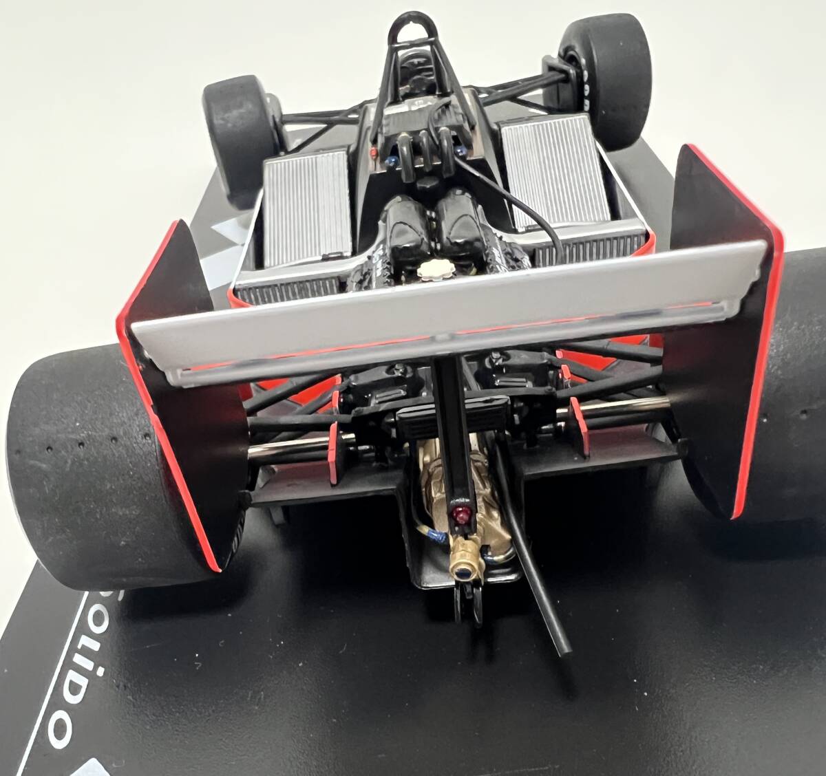 SOLIDO 1/18 McLaren マクラーレン F1 MP4/2C 1986 アラン・プロストの画像6