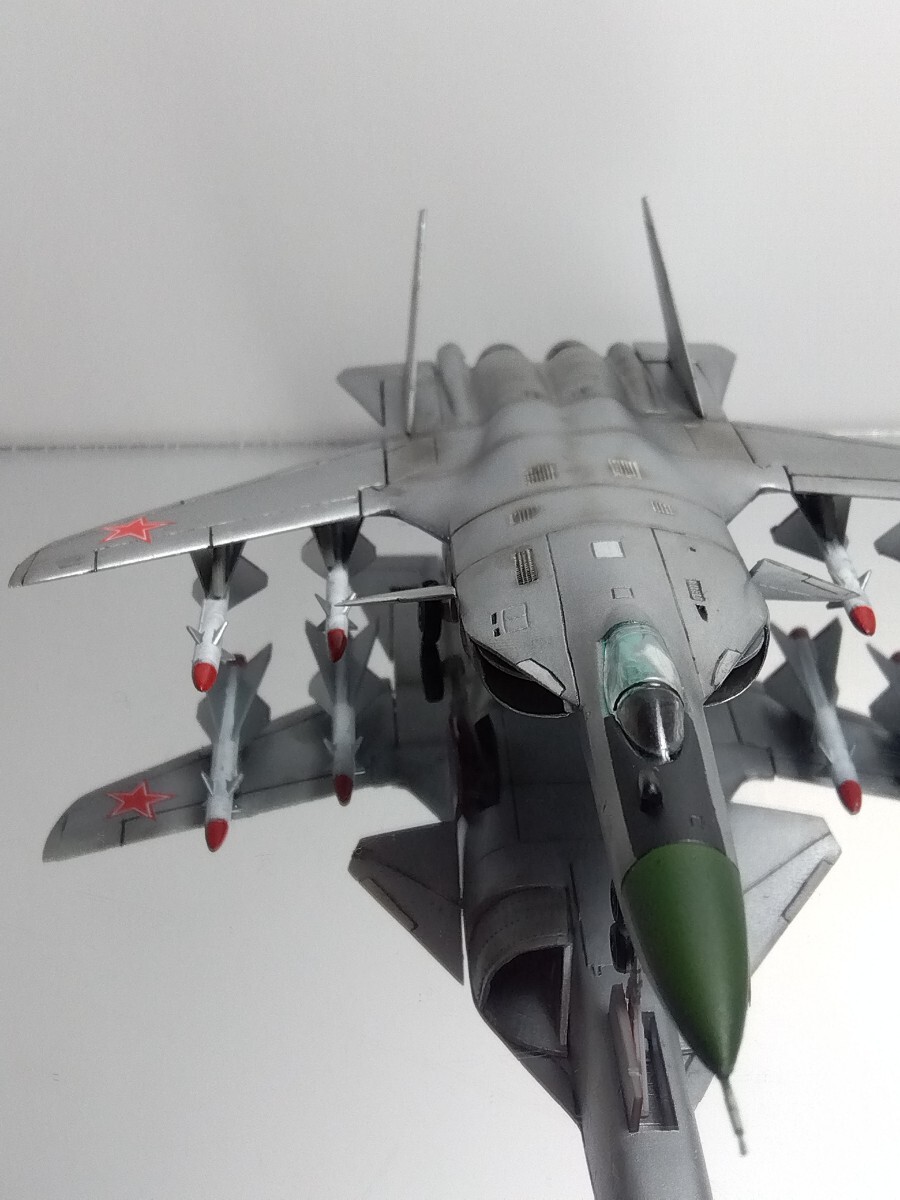 1/144 スホーイSu47ベルクト仮想量産型 ディテールアップ完成品 1/144 スホーイSu47ベルクト仮想量産型 ディテールアップ完成品