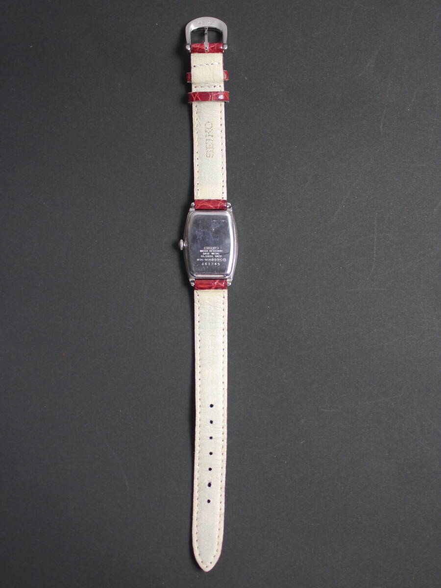 セイコー SEIKO クォーツ 3針 純正ベルト 1F21-5C10 女性用 レディース 腕時計 x336 稼働品_画像7