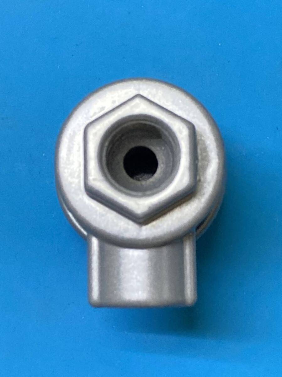  tire changer exhaust repair parts bead breaker .. valve(bulb) exhaust valve(bulb) body is castings . aged deterioration . crack . worry less screw mountain all G1/4