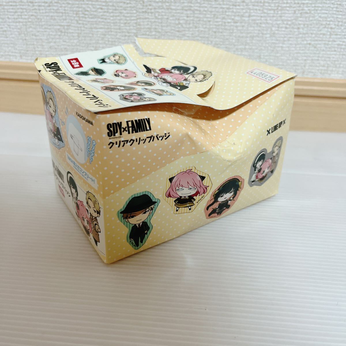1円スタート 箱潰れあり 新品 SPY×FAMILY クリアクリップバッジ BOXキャラクター A-446_画像4