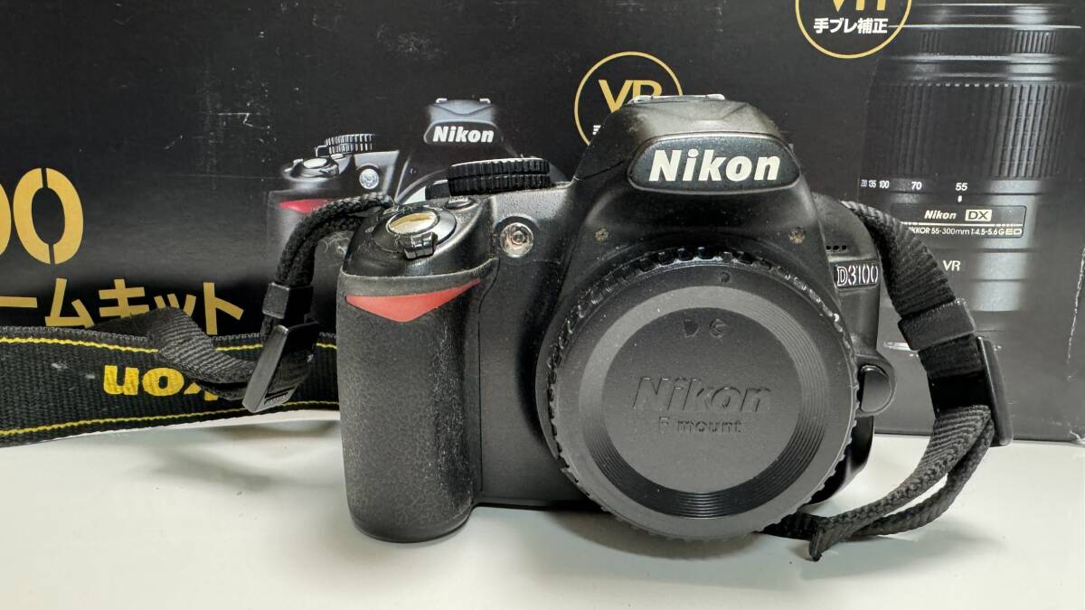 NIKON ニコン　一眼レフ　D3100　ダブルズームキット　シャッター回数少 メモリーカード他　おまけ付♪_画像1