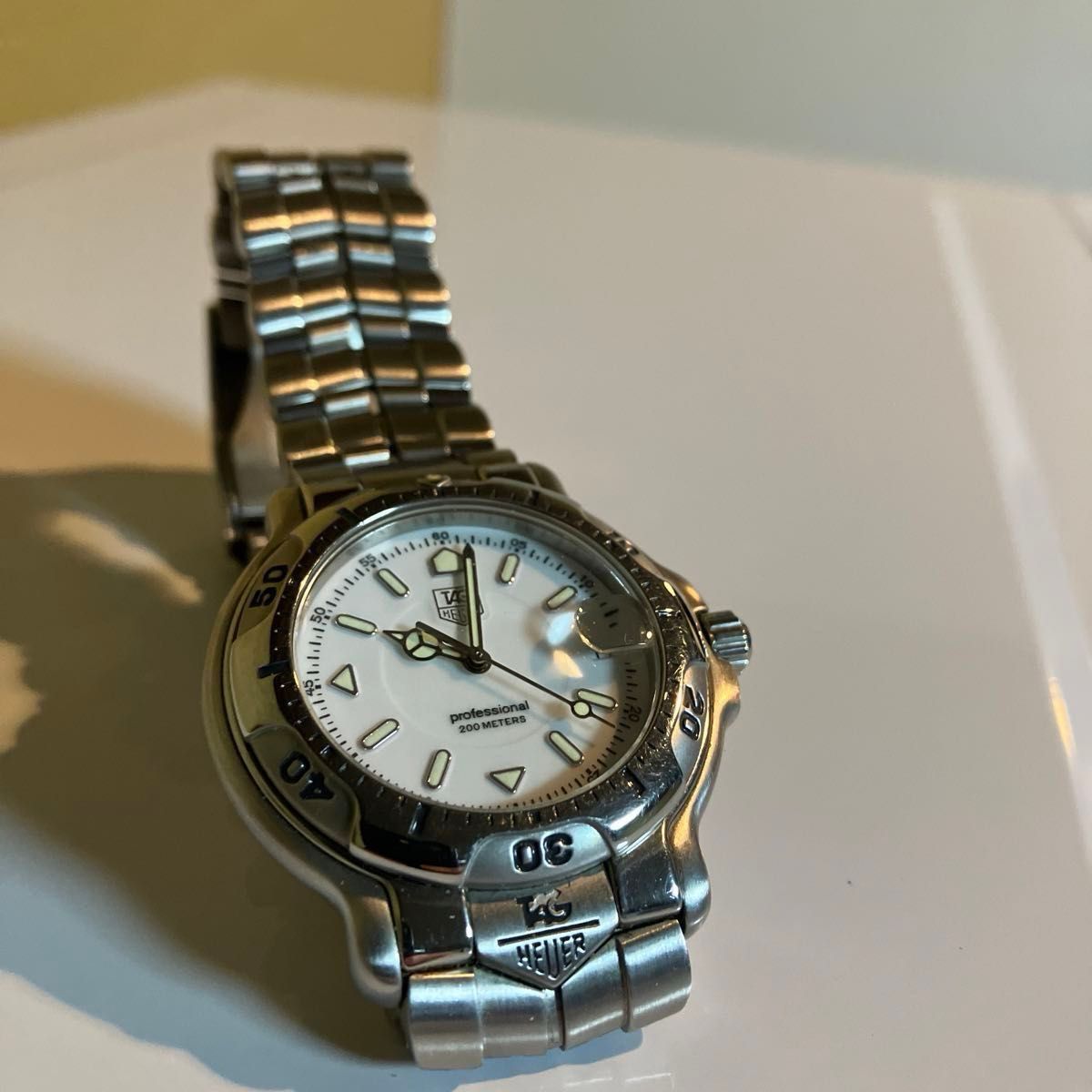 タグホイヤー　稼働美品　6000シリーズ プロフェッショナル デイト クオーツ メンズ腕時計