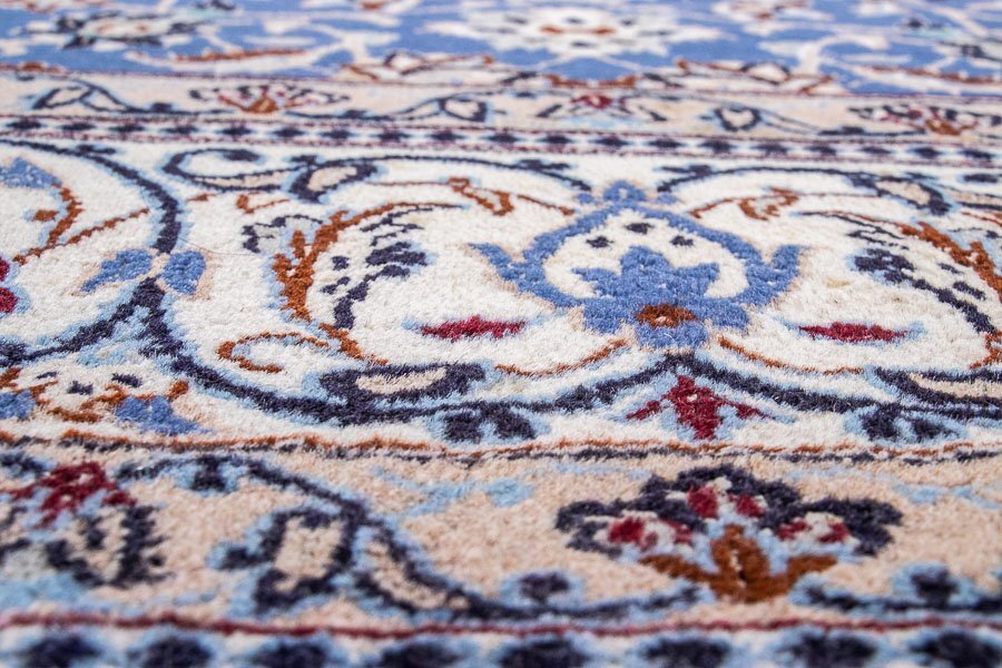 絨毯】『 ペルシャ絨毯 ナイン シルクウール 径213×195cm 36万 絨毯】『 ペルシャ絨毯 ナイン シルクウール 径213×195cm 36万