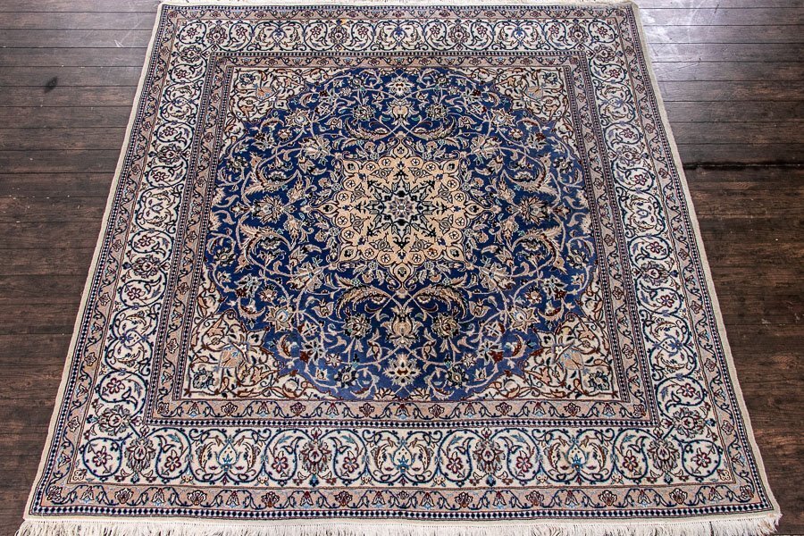 絨毯】『 ペルシャ絨毯 ナイン シルクウール 径213×195cm 36万 絨毯】『 ペルシャ絨毯 ナイン シルクウール 径213×195cm 36万