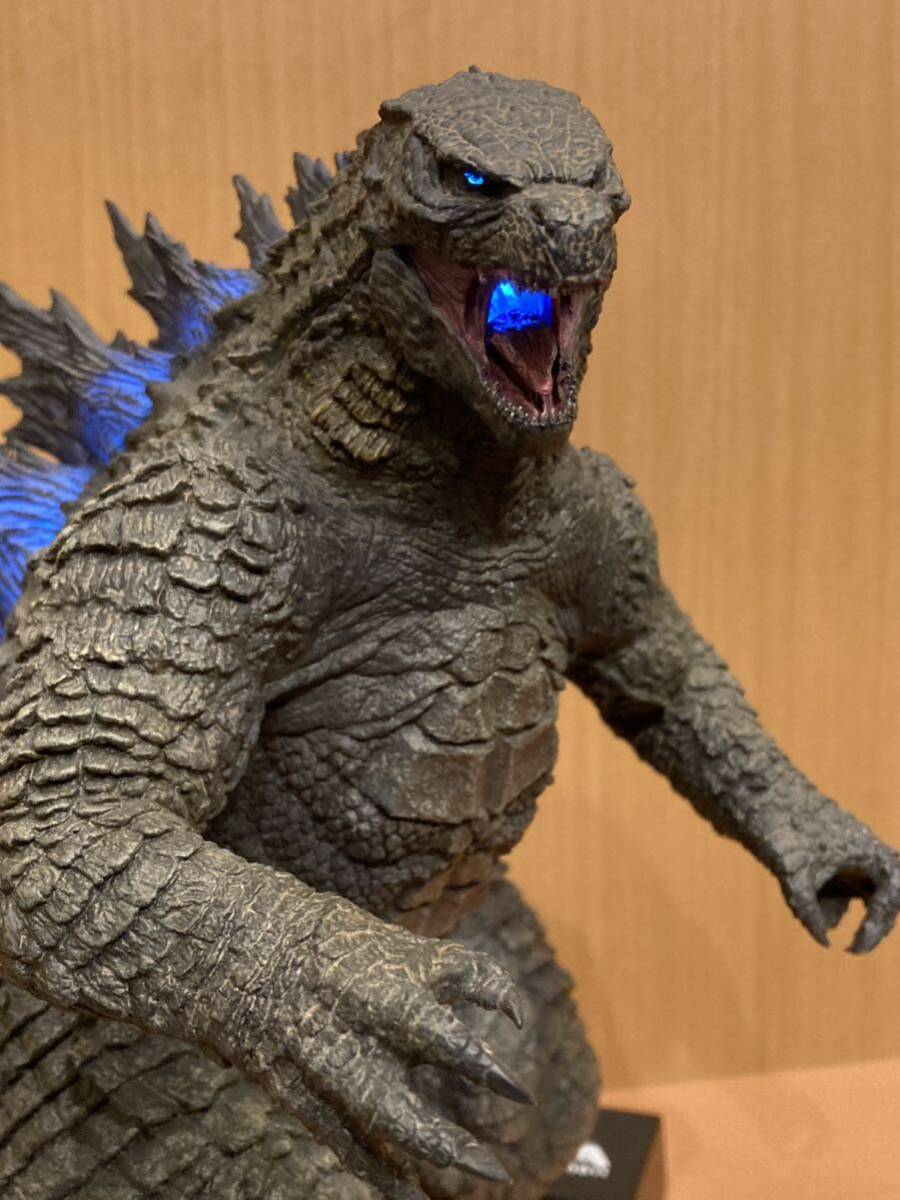 中古 東宝大怪獣シリーズ GODZILLA FROM GODZILLA VS. KONG(2021) 少年リック限定版 発光ver. 特撮 東宝 X-PLUS ゴジラ エクスプラス_画像2