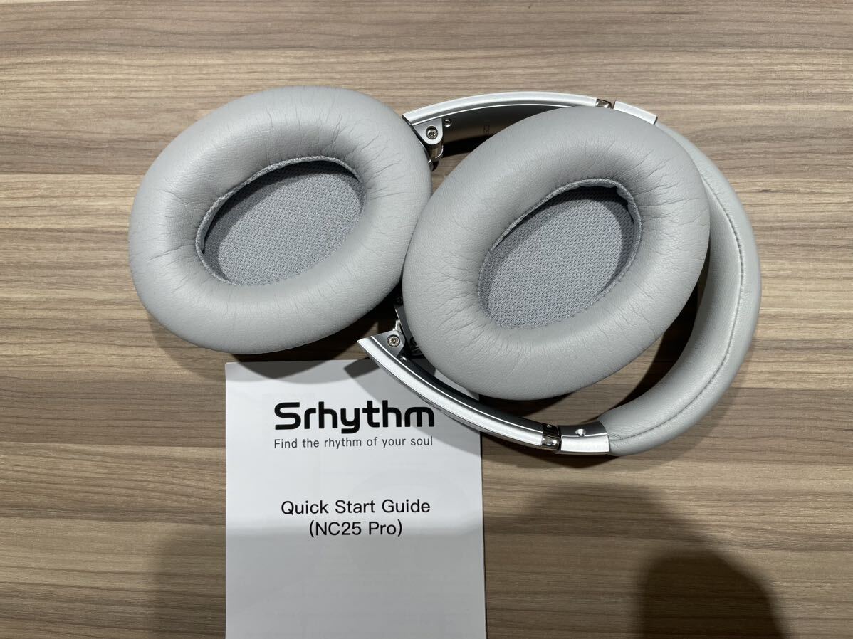 【美品】Rhythm NC25Pro 軽量コンパクト Bluetoothヘッドホン 強力ノイキャン 飛行機用アダプタ付き_画像3