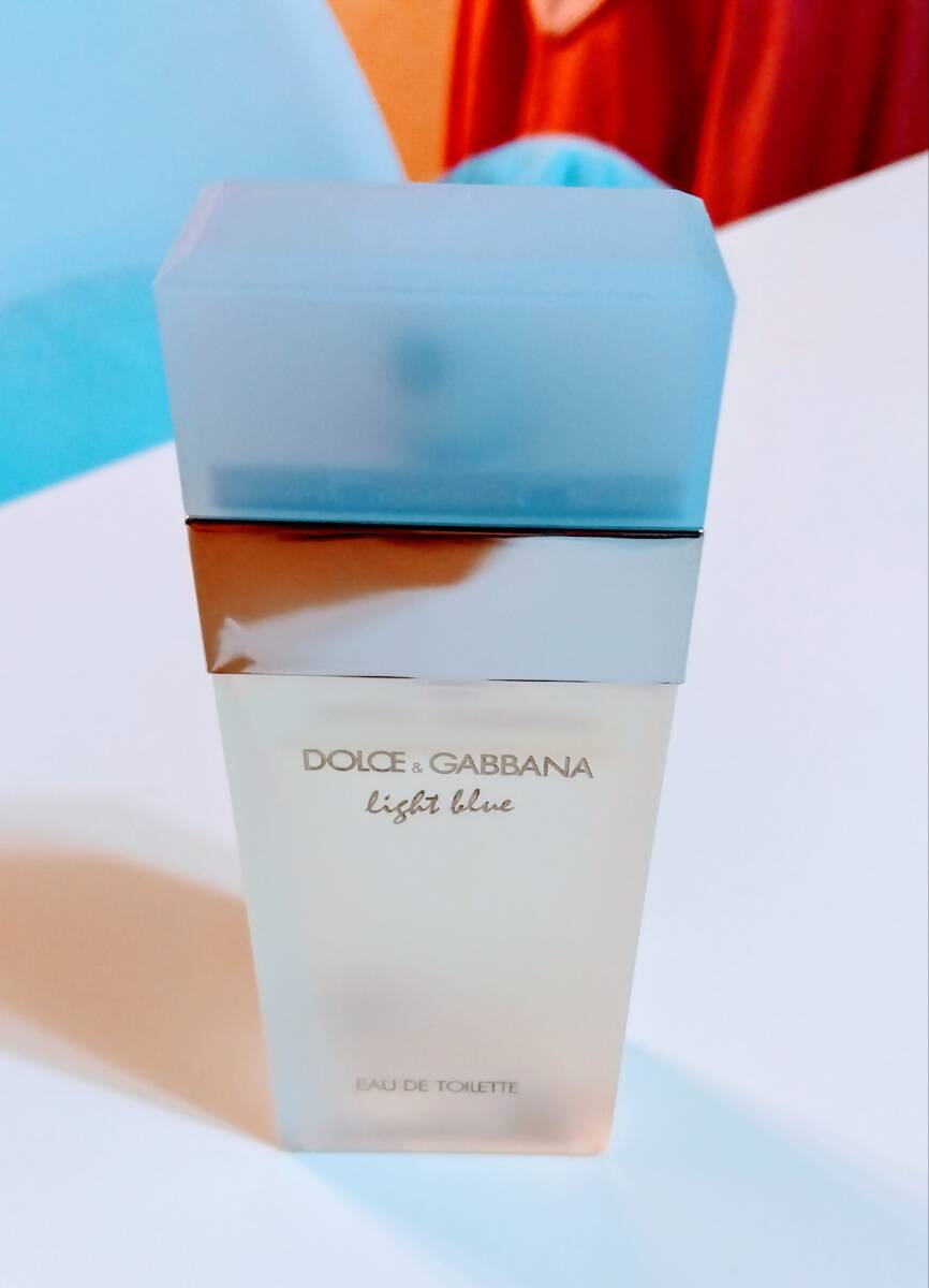 ドルチェ&ガッパーナ(ＤOLCE&GABBANA) ライトブルー　オードトワレ　25ml_画像2