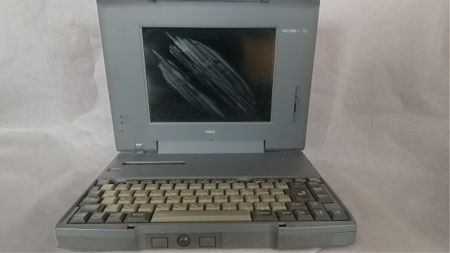 ☆NEC★PC98ノート★ PC9821Ns/340W★部品取りに・ジャンク！の画像1