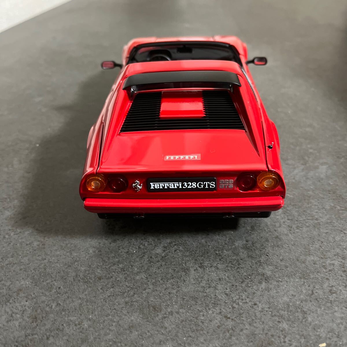 Ferrari 328GTS(1988)(RED) 1/18_画像5