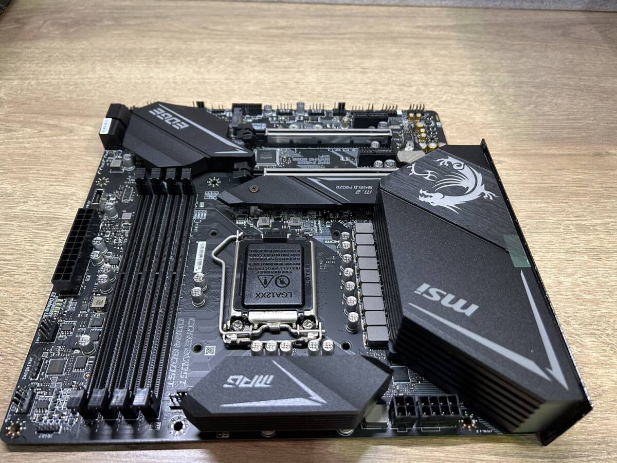 MSI MPG Z490M GAMING EDGE WIFI (LGA1200/MicroATX) 動作未確認/80の画像4