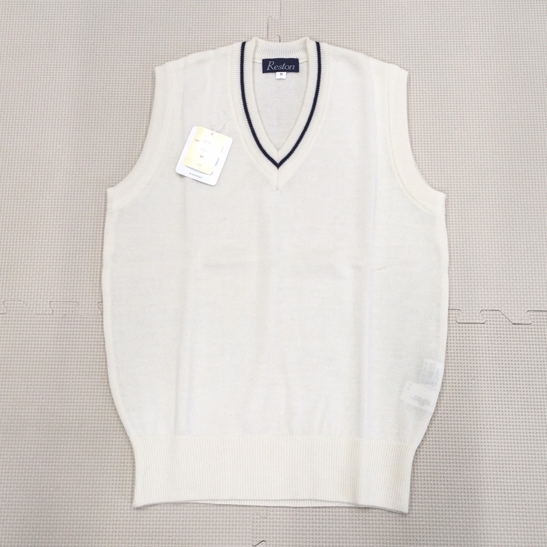 新品未使用品) 新潟県 神納中学校 女子制服4点セット ◇M◇W63 新品未使用品) 新潟県 神納中学校 女子制服4点セット ◇M◇W63