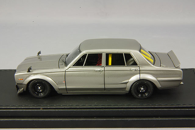 イグニッションモデル 1/43 日産 スカイライン 2000 GT-R PGC10 イグニッションモデル 1/43 日産 スカイライン 2000 GT-R PGC10