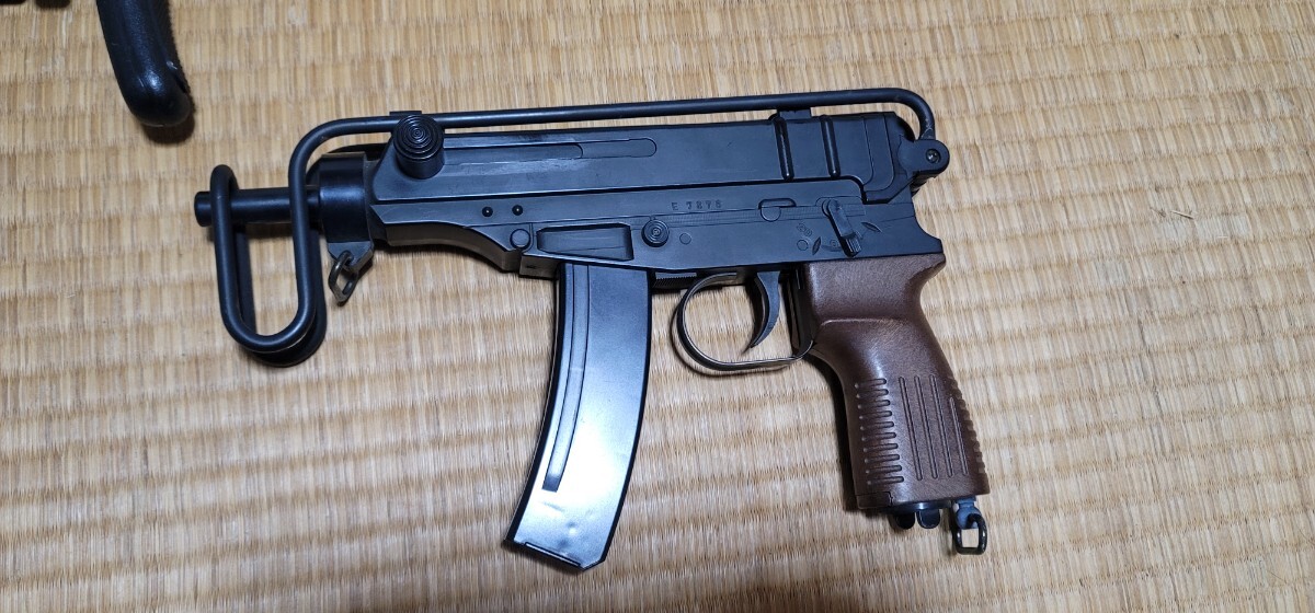 東京マルイ 電動ガン トイガン ASGK刻印 エアガン　MARUI MP5A4 SD6 スコーピオン　3丁セット　ジャンク品　ミリタリー　サバゲー_画像5