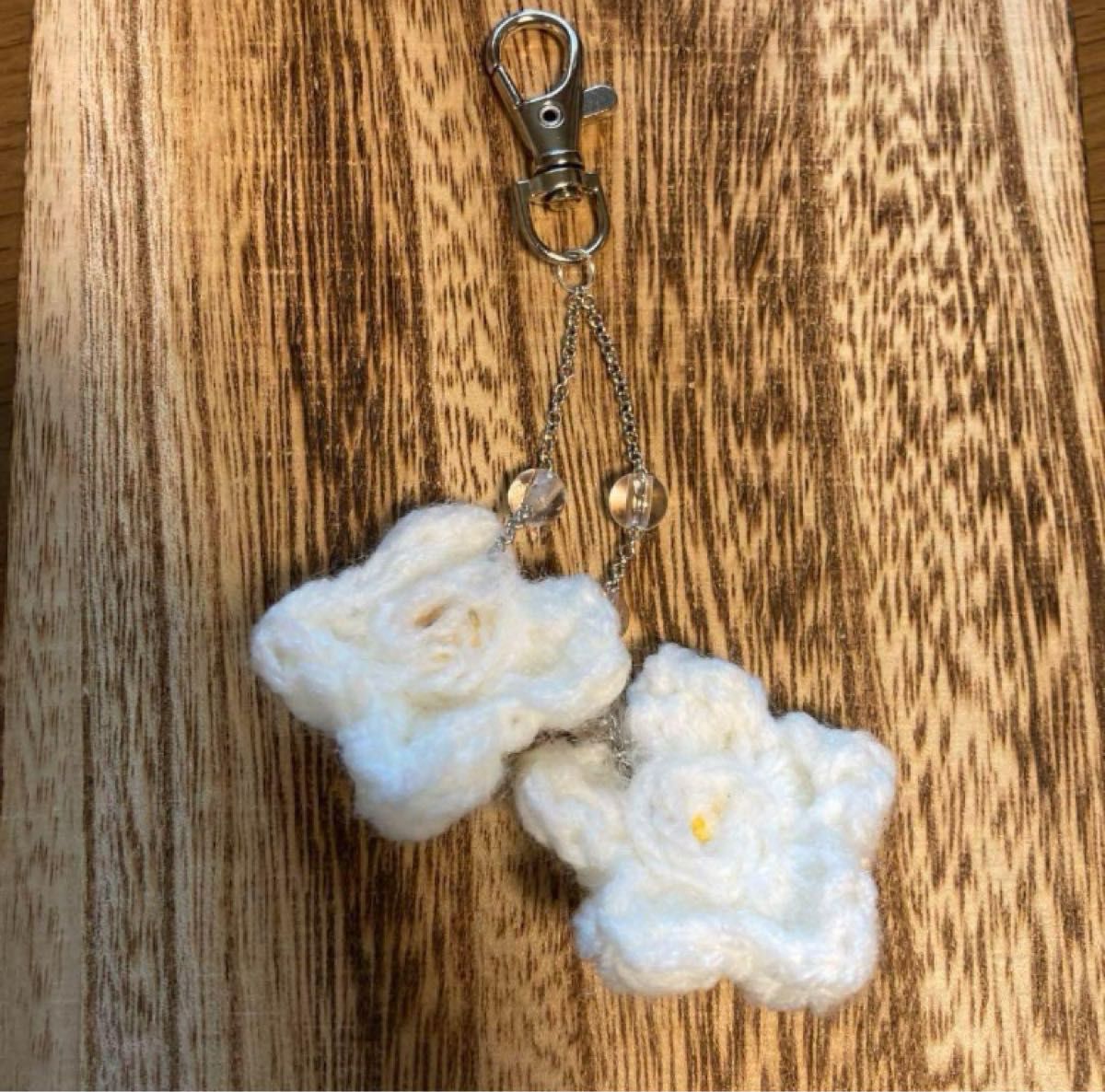 お花 キーホルダー 編み物 韓国風 ハンドメイド バッグチャーム