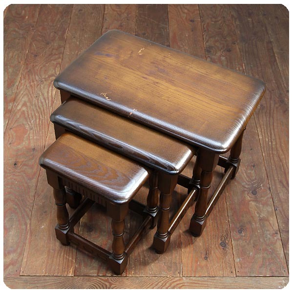 イギリス アンティーク調 ネストテーブル 木製 ローテーブル 装飾 家具「重厚なつくり」P-246_画像1