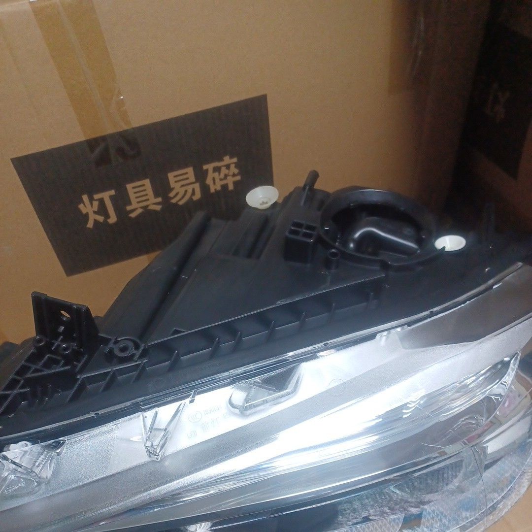 BMW 3シリーズ F30 F31 後期 LCI 左ヘッドライト LED