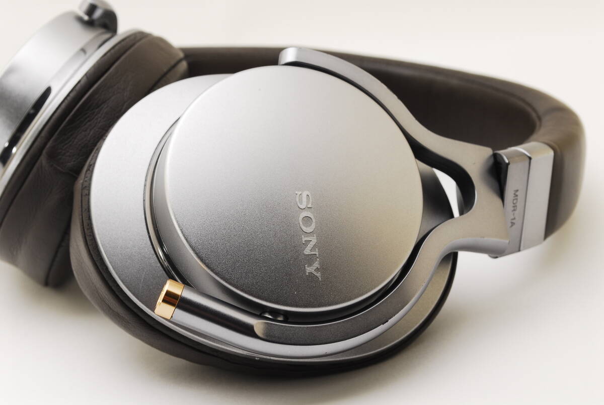 【R側が聞こえません】SONY（ソニー）MDR-1A シルバー ステレオヘッドホン★★★送料無料★★★_画像5