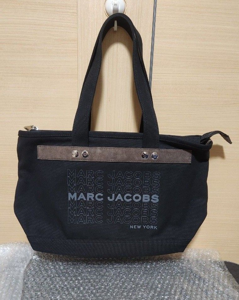 未使用●MARC JACOBS●キャンバスロゴトートバック●マークジェイコブス　MARC BY MARC JACOBS