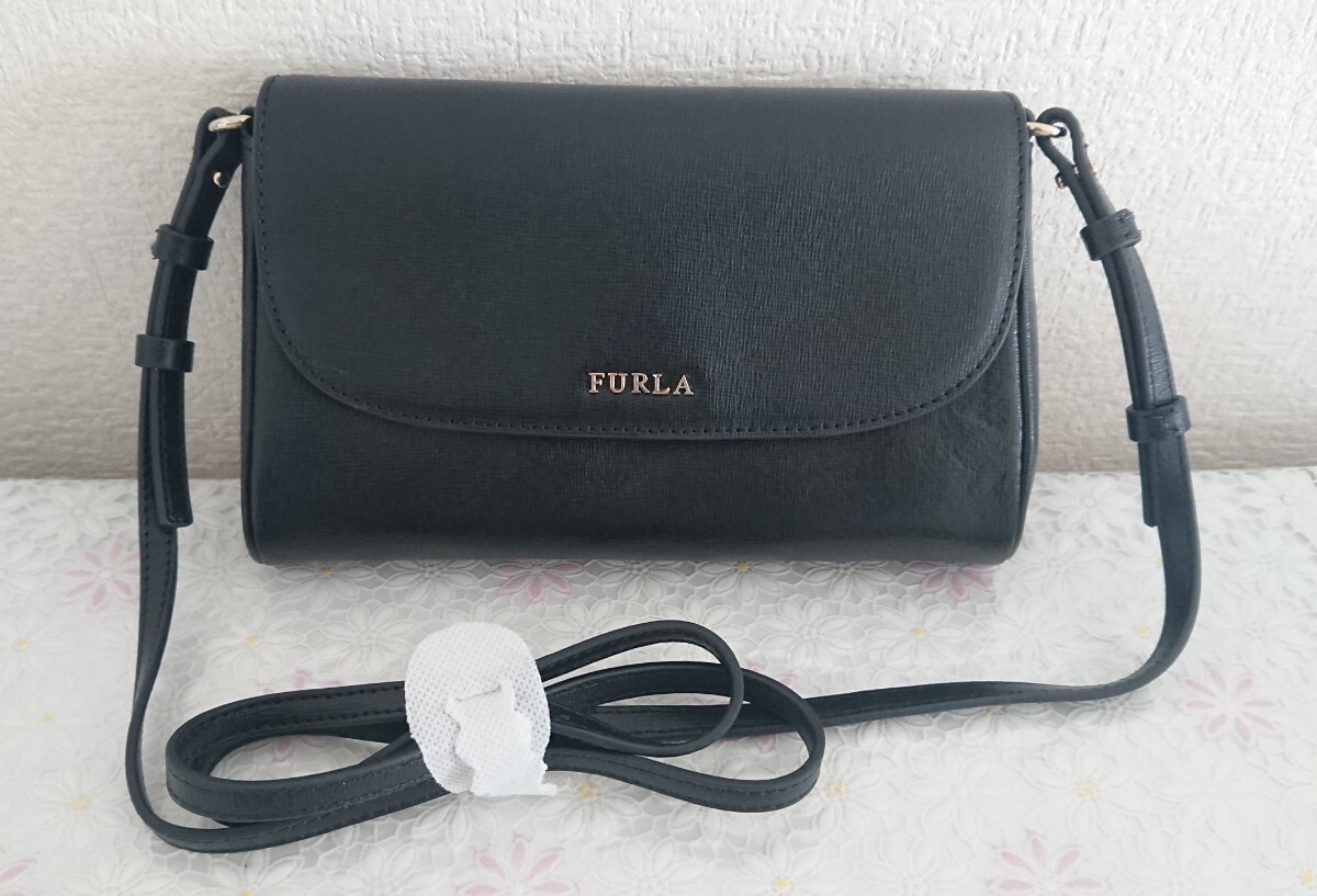 ★美品★ FURLA ショルダーバッグ クラッチバッグ 黒 軽量