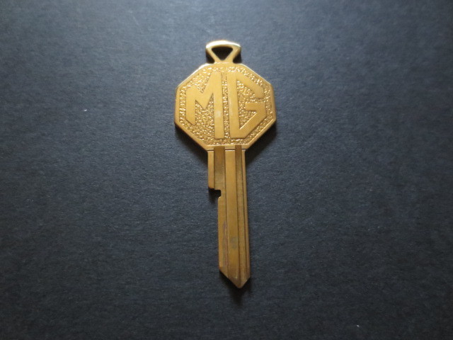 MG antique blank key * new goods * dead stock * brass made * Britain car *MGA*MGB*MGmi jet * Mini Cooper * Rover fan .