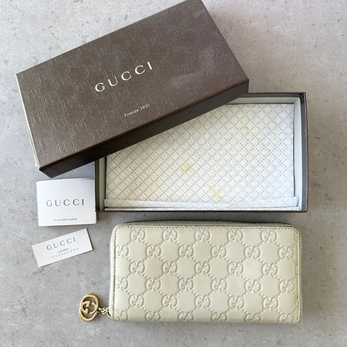 【美品】GUCCI グッチ 長財布 ラウンドジップ インターロッキング シマ