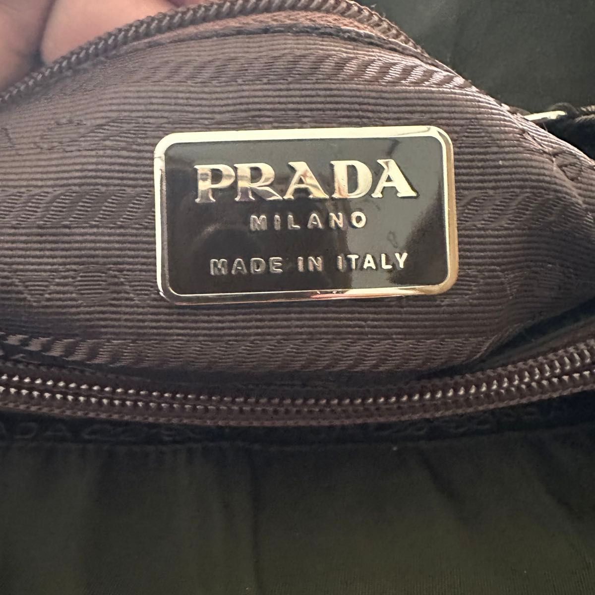 プラダ PRADA 三角ロゴ ナイロン トートバッグ カーキ