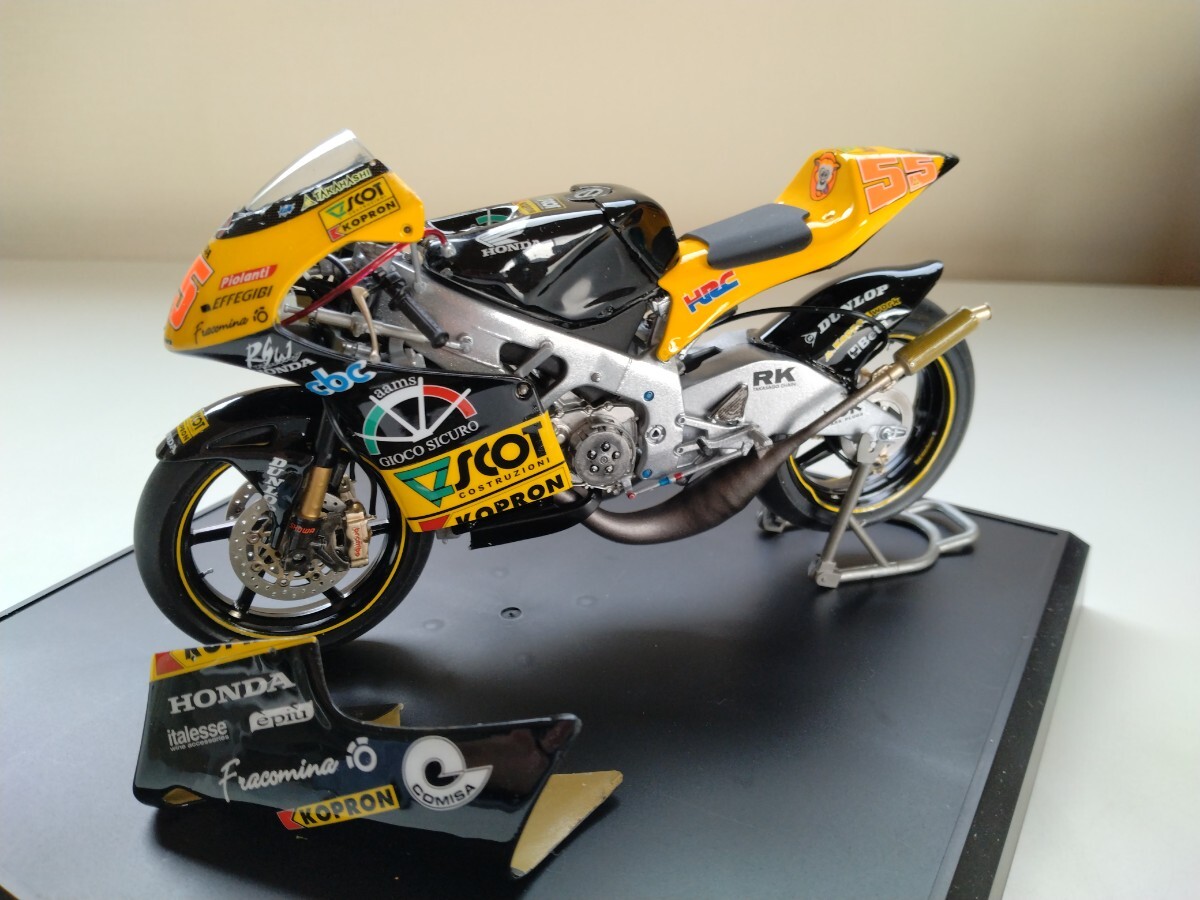 ハセガワ12/1 HONDA RS250RW 2007 WGP250 SCOT Ｒacing Ｔeam 完成品_画像7