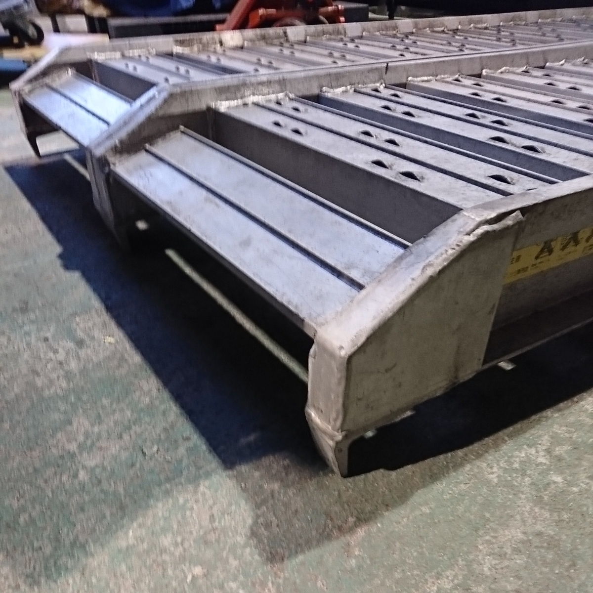  agricultural machinery and equipment, building machine Showa era aluminium bridge one collection 400cm inside width 50 4.0t/ collection receipt Toyama 