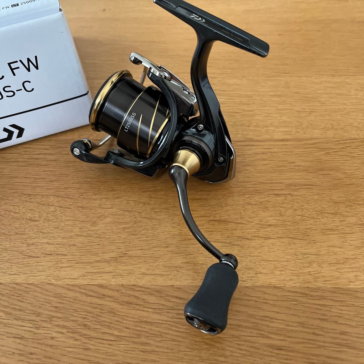 DAIWA バリスティックFW LT 2500S-C (SLP LT α2500SS スプールⅡ DAIWA バリスティックFW LT 2500S-C (SLP LT α2500SS スプールⅡ