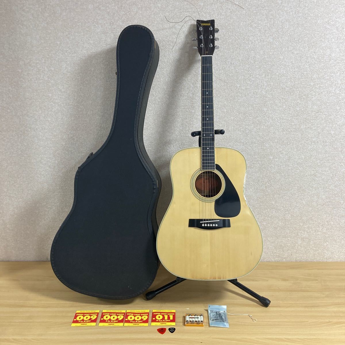 YAMAHA ヤマハ FG-201B アコースティックギター アコギ 弦楽器 楽器 演奏 全長約103cm ハードケース付 3 シ 6859_画像1