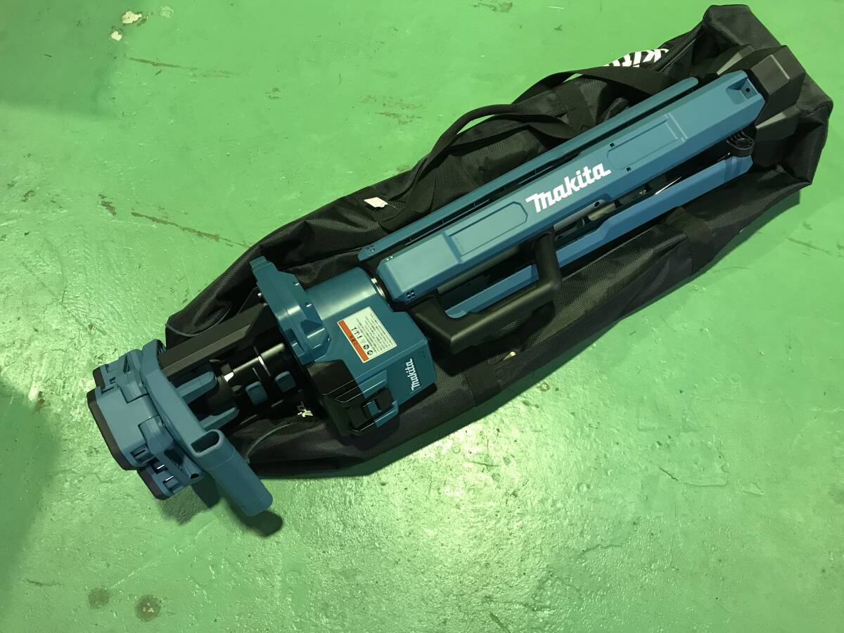 マキタ/MAKITA 充電式タワーライト 本体のみ スポット・エリア照射 ML814 美品 の画像3