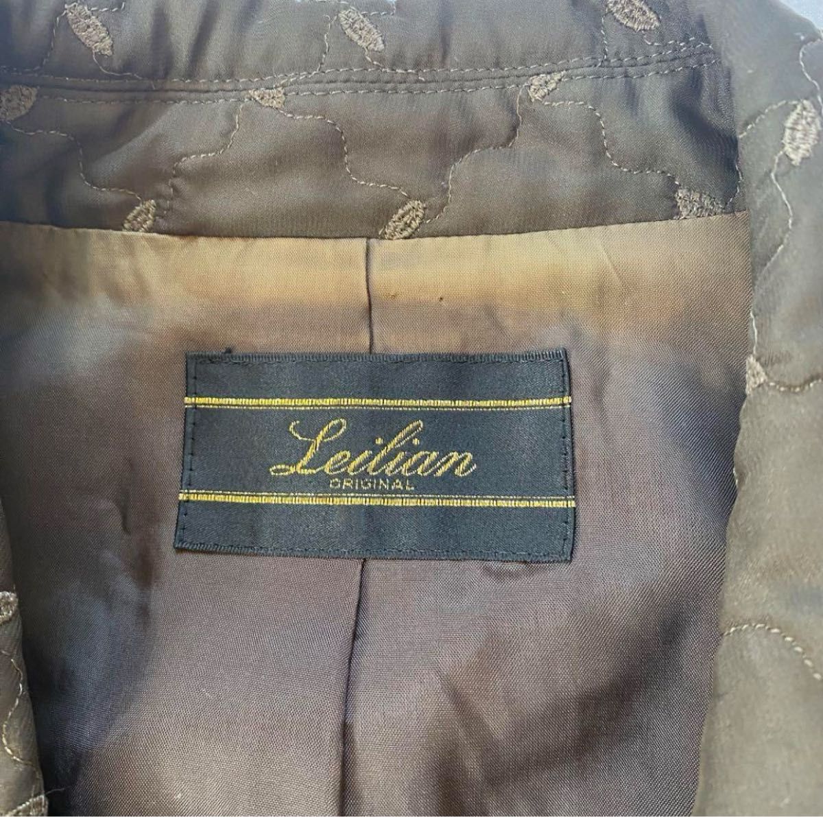 Leilian レリアン 刺繍 中綿 ブルゾン 大きいサイズ 13＋ ブラウン  ジャケット キルティングジャケット 
