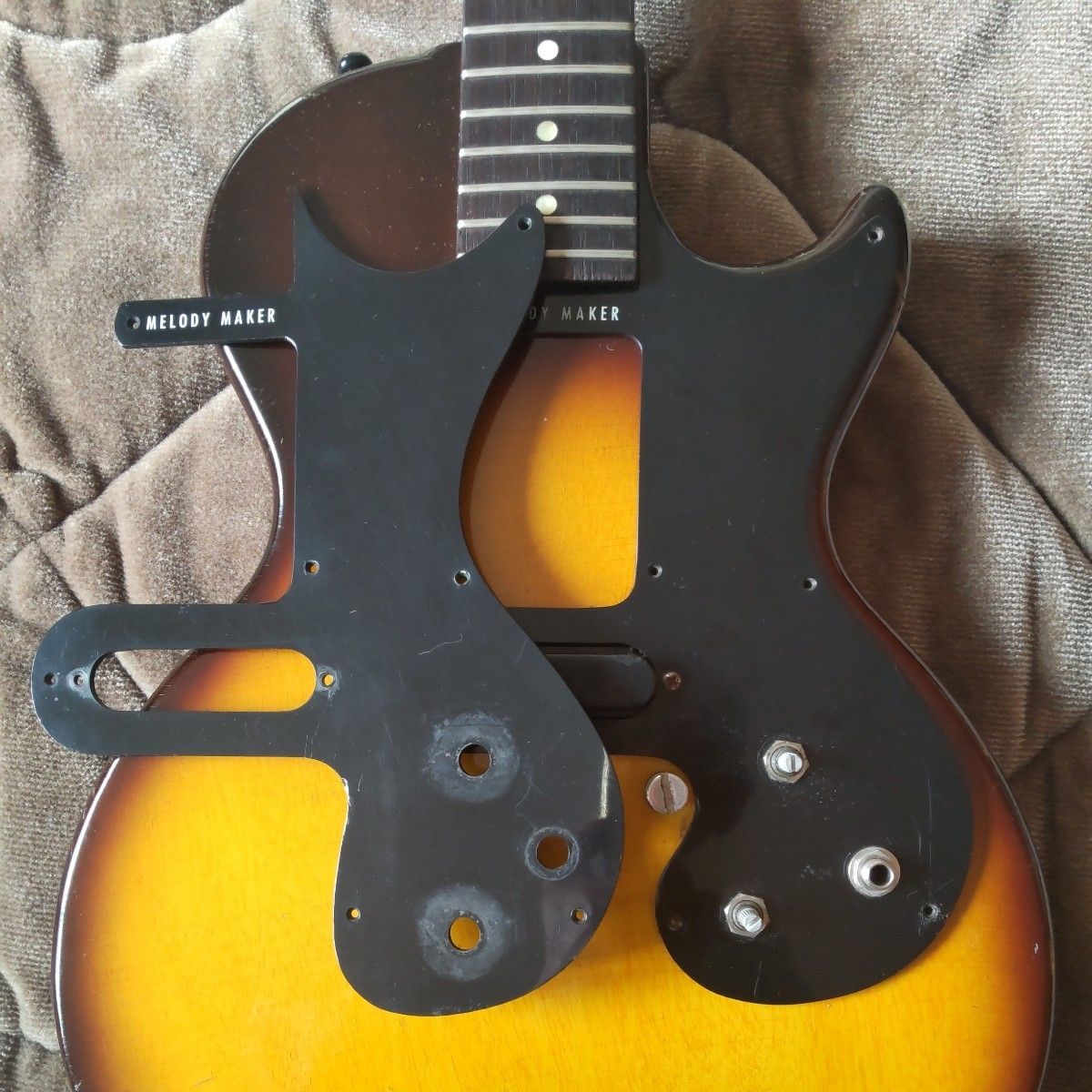 《60年代初期~中期 ヴィンテージパーツ》 Gibson MELODY MAKER ギブソン・メロディーメーカー・ピックガード
