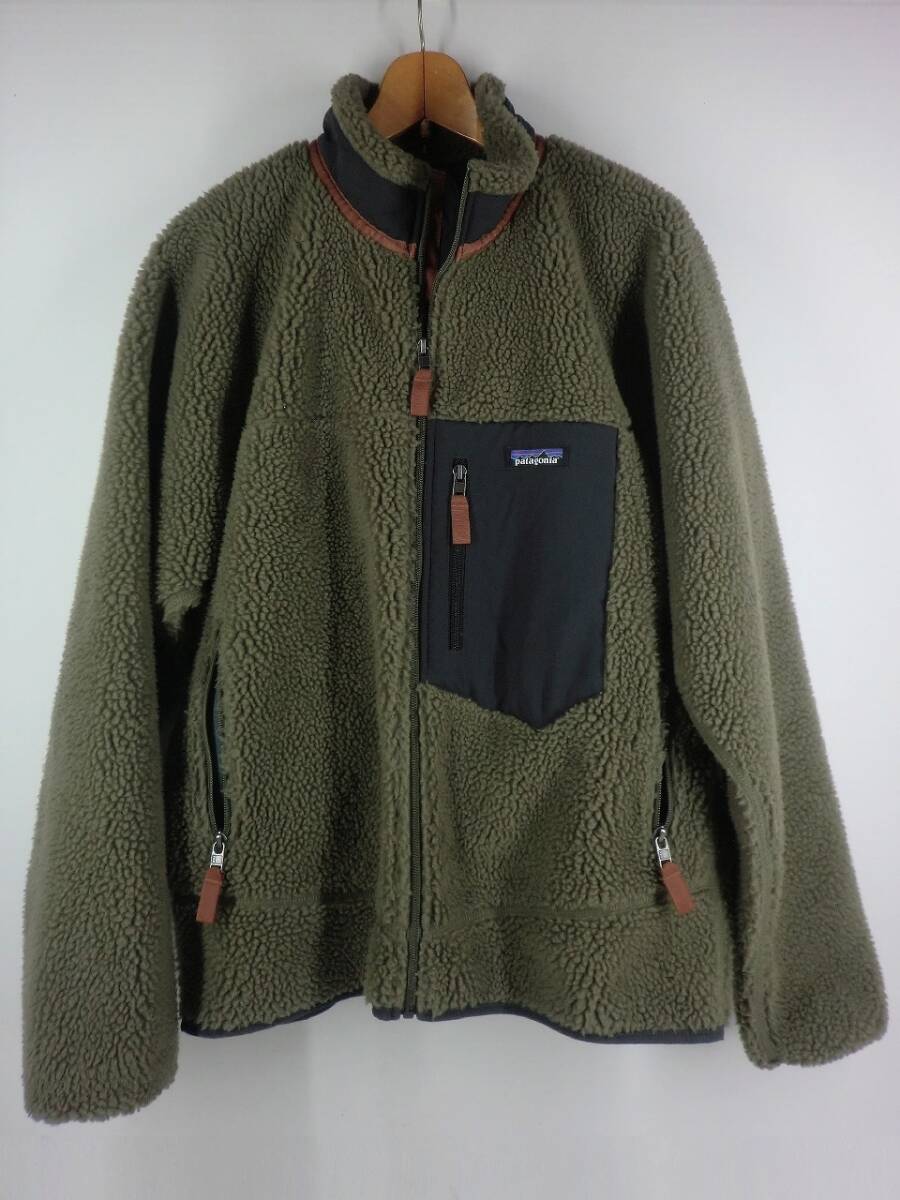 A3372 Patagonia パタゴニア レトロX サイズM フリース カーキ 23056FA19 中古_画像1