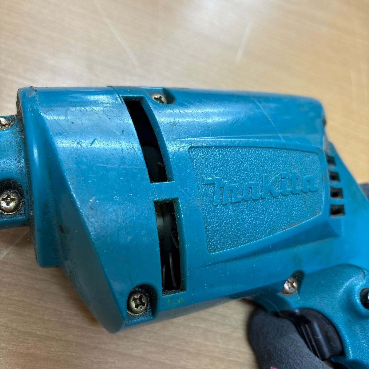 TA-489☆80サイズ☆ マキタ makita 電気ドリル 電動工具 ドリル_画像4