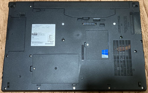  Fujitsu ноутбук LIFEBOOK E554/J * Junk 