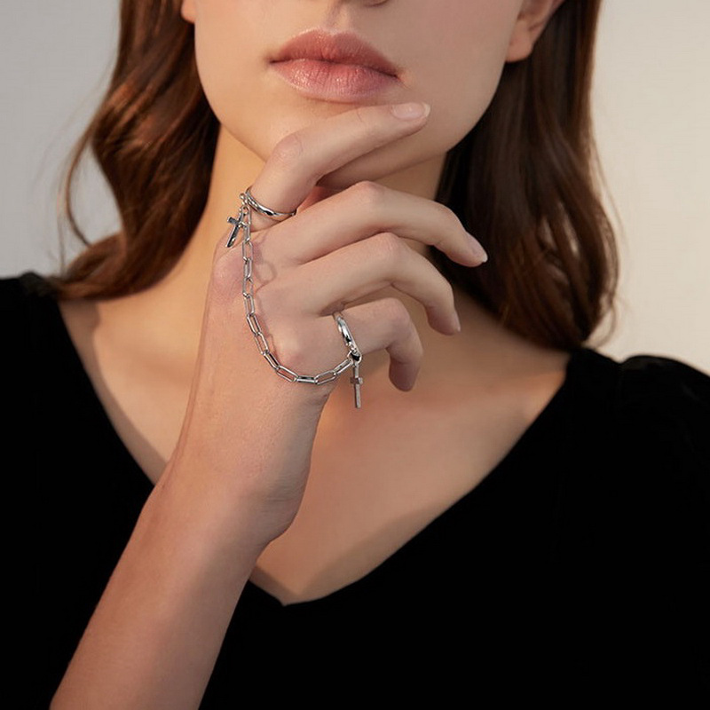 新品未使用 オープンリング 指輪 シルバー チェーン 2連 調整可能 ダブル クロス 十字架 メンズ レディース ユニセックス パンク #D219-2_画像2