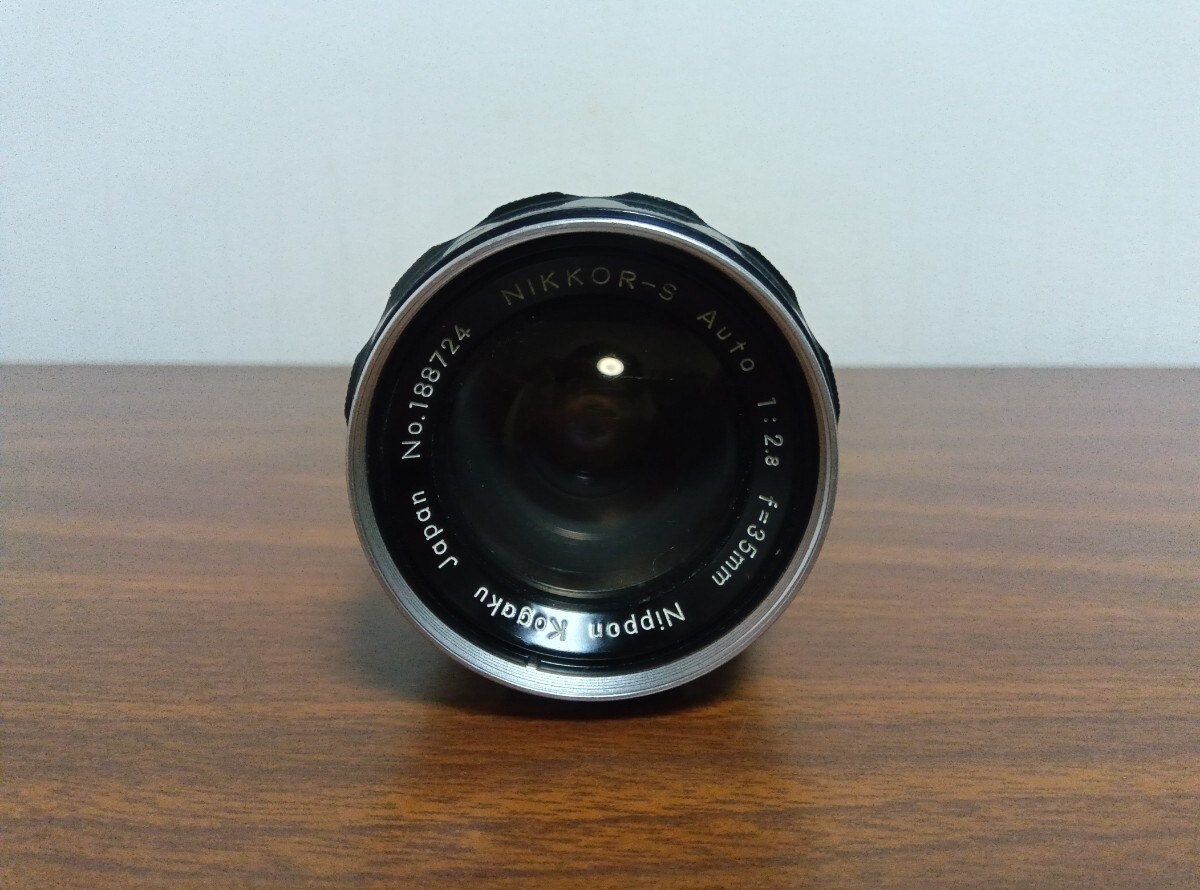 Nikon NIKKOR-S Auto / 35mm F2.8 / Nikon manual focus F mount single burnt point lens 
