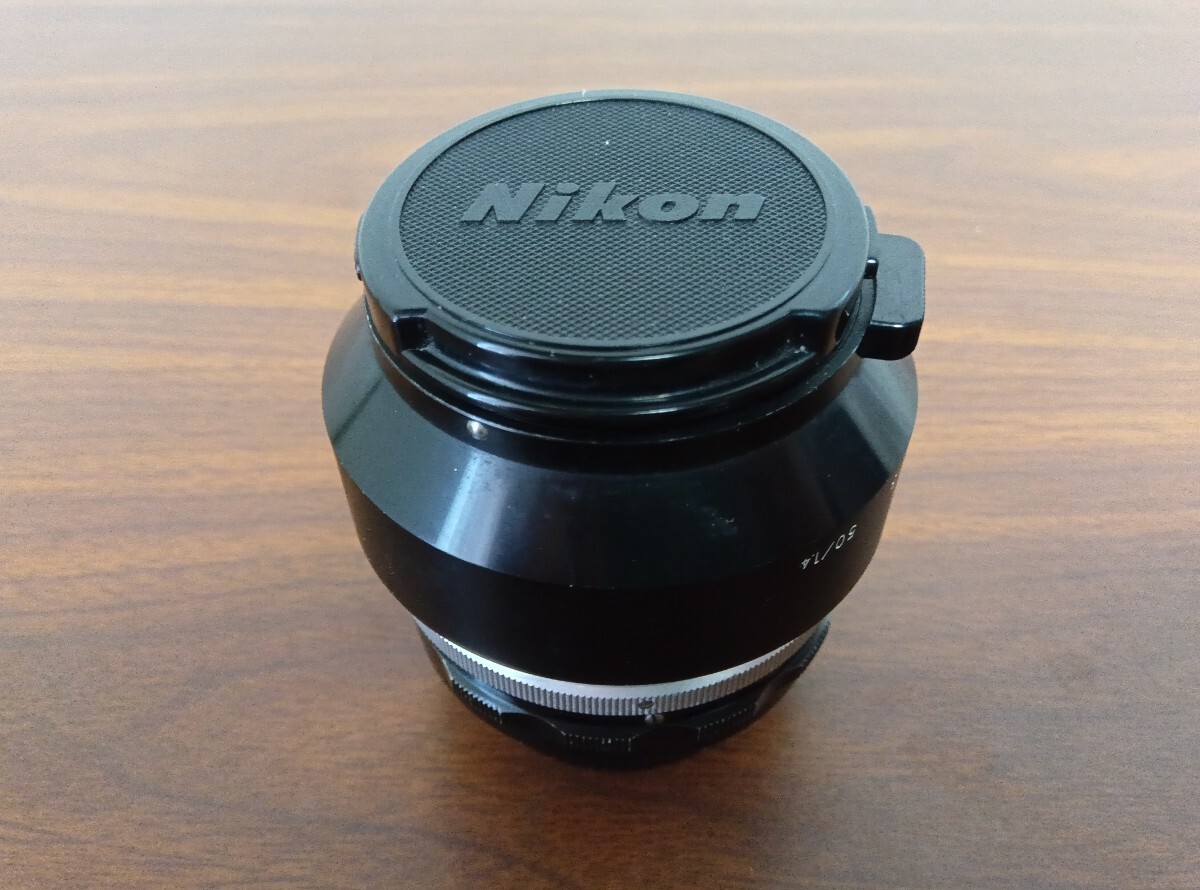 美品 Nikon NIKKOR-S・C Auto / 50mm F1.4 / ニコン マニュアルフォーカス Fマウント 標準レンズ 単焦点レンズ _画像9