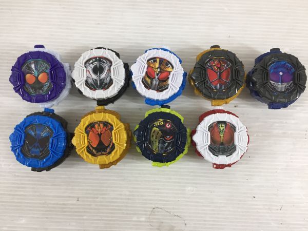 D6843-0321-60【中古】仮面ライダージオウ ジクウドライバー 変身ベルト 時冠王剣 DXサイキョーギレード ライドウォッチ まとめて 特撮