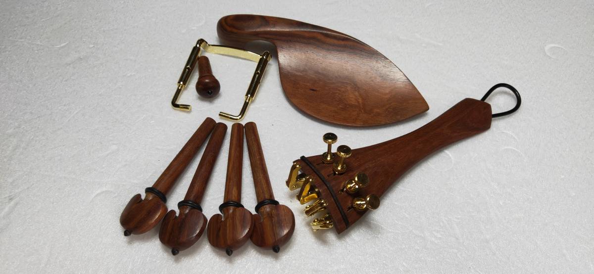  rare goods.!4/4 violin. rose wood parts ( black decoration ). Gold adjuster 4ps.@ attaching full set.!