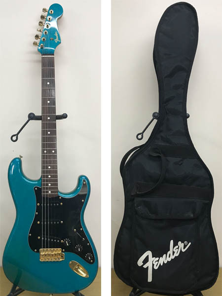 その他◇Fender フェンダー JAPAN Stratocaster ストラトキャスター ギター Eシリアル ケース付◇G61の画像1